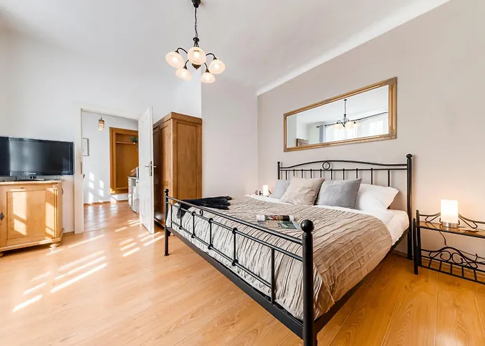 King\'S Road Residence